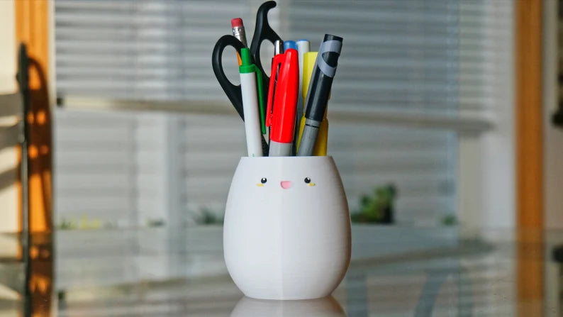 Small Smiley Pencil Holder