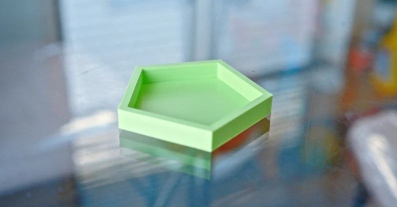 1/2 Inch Tall Pentagon Drainage Tray