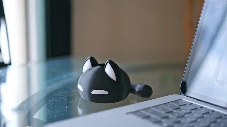 Omori MEWO Pen Holder