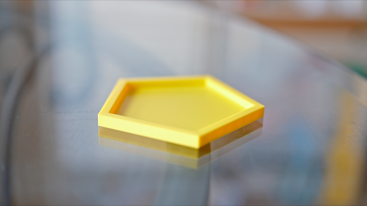 Pentagon Show Style Drainage Tray