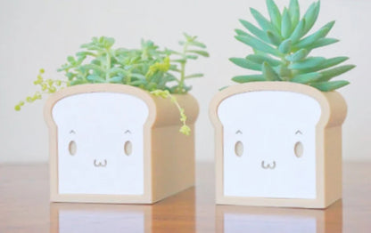 Bread Planter & Stationery Organizer