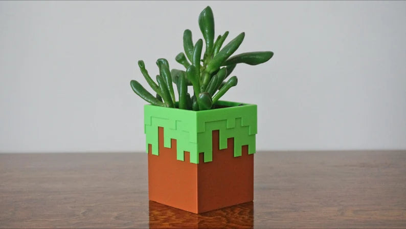 Minecraft Dirt Block Planter & Pen Holder