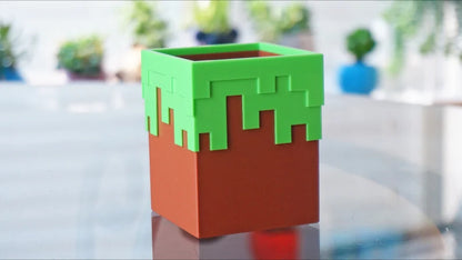 Minecraft Dirt Block Planter & Pen Holder